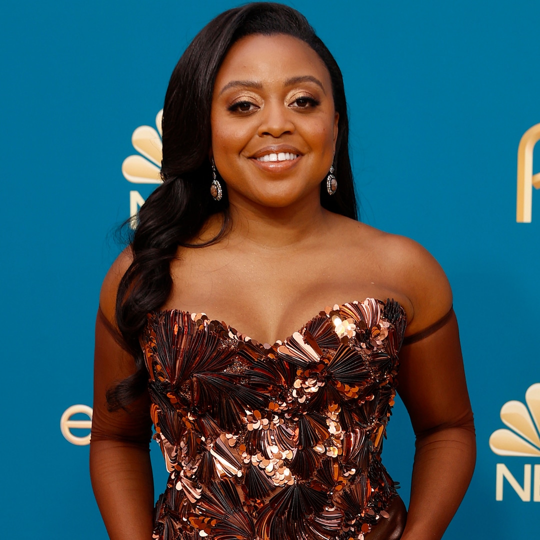 Quinta Brunson’s Make-up Artist Shares Secrets and techniques Behind 2022 Emmys Look Quinta Brunson’s Make-up Artist Shares Secrets and techniques Behind 2022 Emmys Look